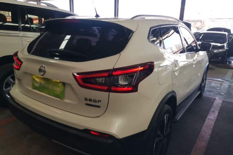 Used Nissan Qashqai 2019 2.0L CVT Luxury Edition Rear Right 45 Deg