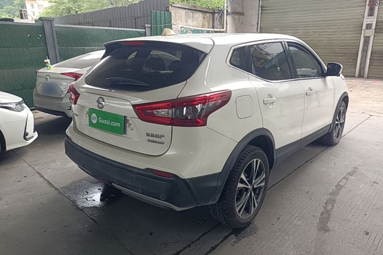 Used Nissan Qashqai 2019 2.0L CVT Luxury Edition Rear Right 45 Deg