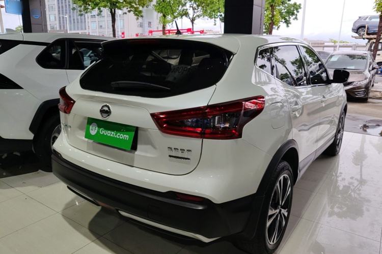 Used Nissan Qashqai 2019 2.0L CVT Luxury Edition Rear Right 45 Deg