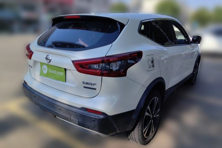 Used Nissan Qashqai 2019 2.0L CVT Luxury Edition Rear Right 45 Deg
