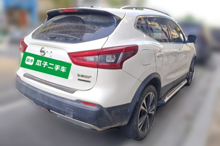 Used Nissan Qashqai 2019 2.0L CVT Luxury Edition Rear Right 45 Deg
