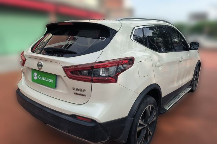 Used Nissan Qashqai 2019 2.0L CVT Luxury Edition Rear Right 45 Deg