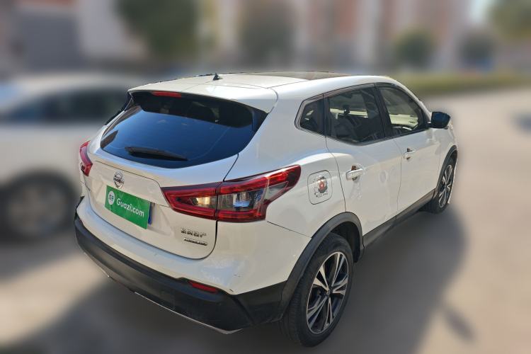 Used Nissan Qashqai 2019 2.0L CVT Luxury Edition Rear Right 45 Deg