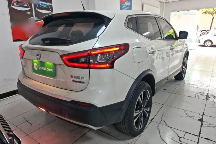 Used Nissan Qashqai 2019 2.0L CVT Luxury Edition Rear Right 45 Deg