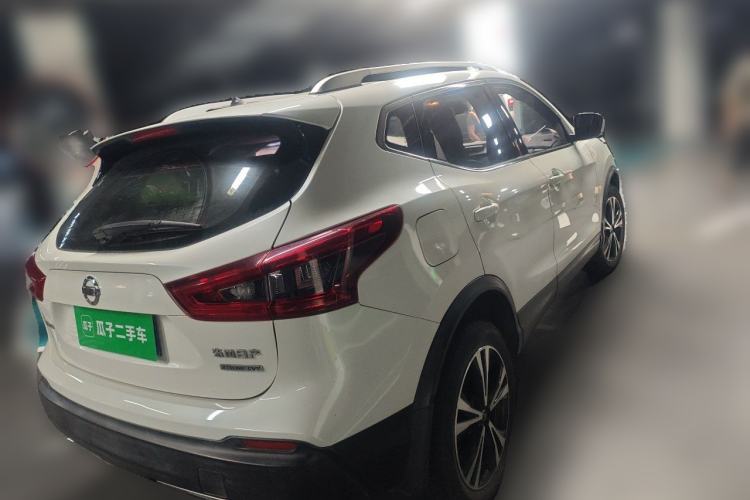 Used Nissan Qashqai 2019 2.0L CVT Luxury Edition Rear Right 45 Deg