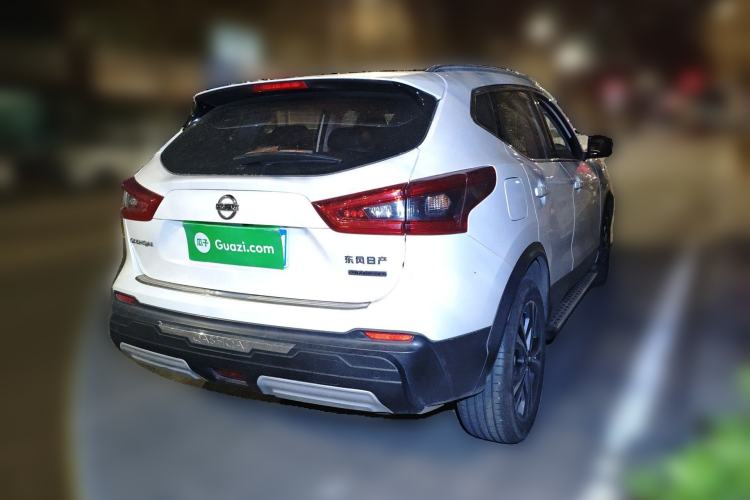 Used Nissan Qashqai 2019 2.0L CVT Luxury Edition Rear Right 45 Deg