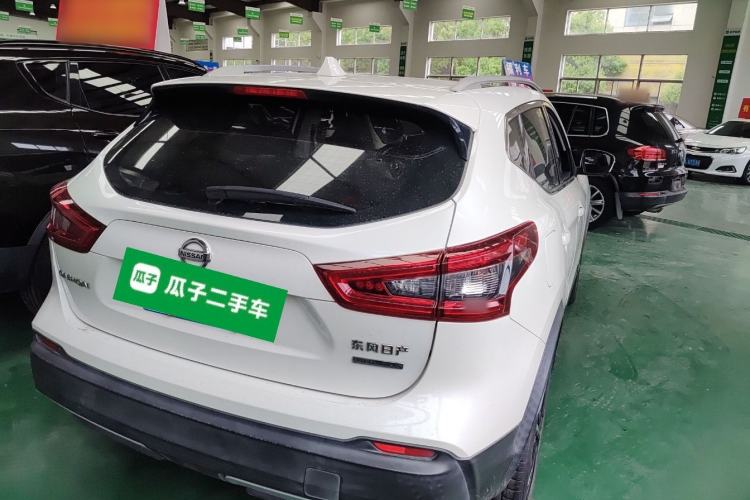 Used Nissan Qashqai 2019 2.0L CVT Luxury Edition Rear Right 45 Deg