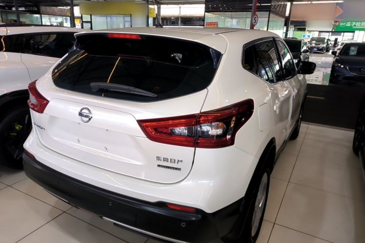 Used Nissan Qashqai 2019 2.0L CVT Smart Enjoyment Version Rear Right 45 Deg