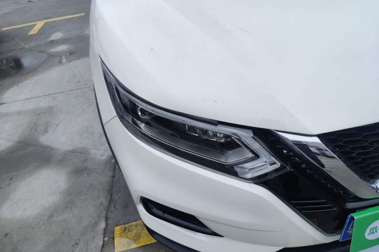 Used Nissan Qashqai 2019 2.0L CVT Luxury Edition Right Front Headlight