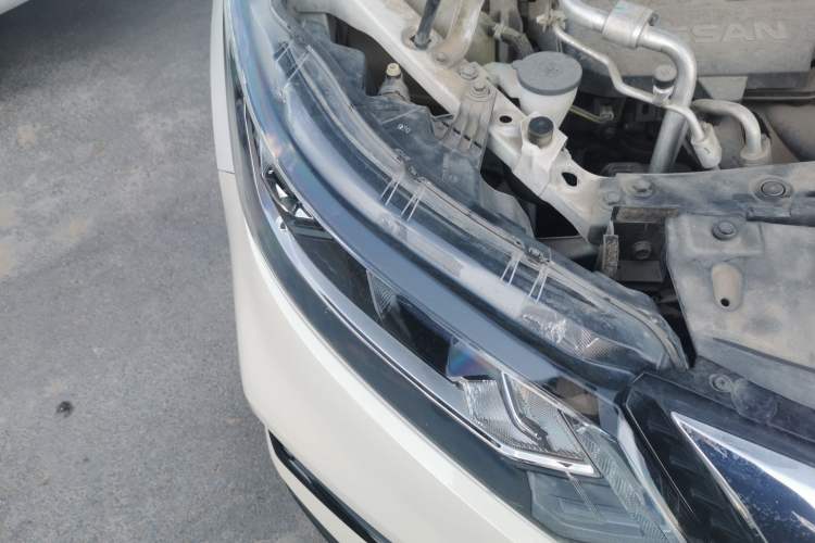 Used Nissan Qashqai 2019 2.0L CVT Smart Enjoyment Version Right Front Headlight
