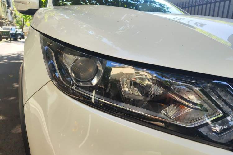 Used Nissan Qashqai 2019 2.0L CVT Smart Enjoyment Version Right Front Headlight