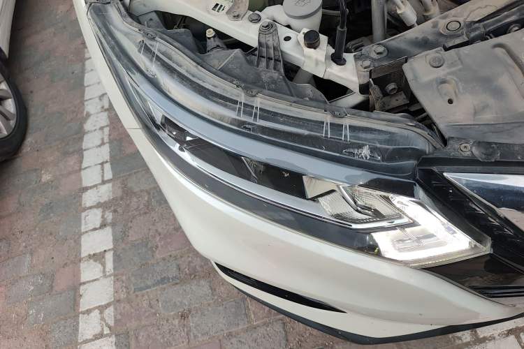 Used Nissan Qashqai 2019 2.0L CVT Smart Enjoyment Version Right Front Headlight