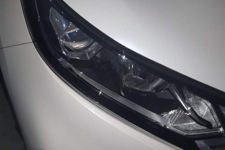 Used Nissan Qashqai 2019 2.0L CVT Smart Enjoyment Version Right Front Headlight