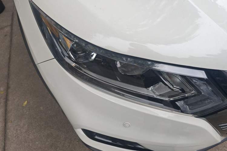 Used Nissan Qashqai 2019 2.0L CVT Smart Enjoyment Version Right Front Headlight