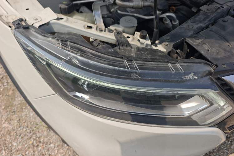 Used Nissan Qashqai 2019 2.0L CVT Luxury Edition Right Front Headlight