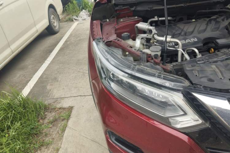 Used Nissan Qashqai 2019 2.0L CVT Luxury Edition Right Front Headlight