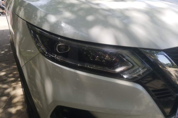 Used Nissan Qashqai 2019 2.0L CVT Luxury Edition Right Front Headlight