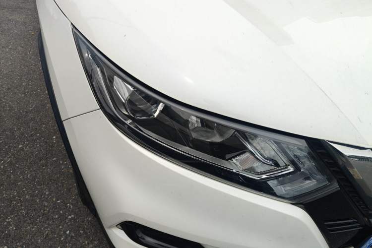 Used Nissan Qashqai 2019 2.0L CVT Smart Enjoyment Version Right Front Headlight
