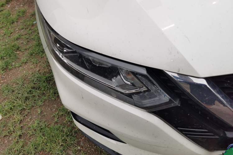 Used Nissan Qashqai 2019 2.0L CVT Smart Enjoyment Version Right Front Headlight