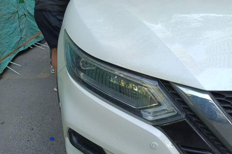 Used Nissan Qashqai 2019 2.0L CVT Luxury Edition Right Front Headlight