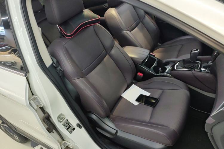 Used Nissan Qashqai 2019 2.0L CVT Luxury Edition Right Front Seat