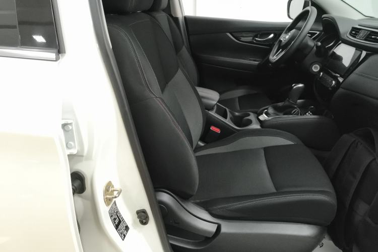 Used Nissan Qashqai 2019 2.0L CVT Smart Enjoyment Version Right Front Seat