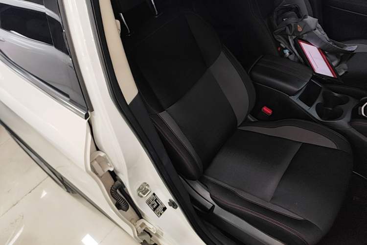 Used Nissan Qashqai 2019 2.0L CVT Smart Enjoyment Version Right Front Seat