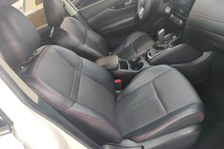 Used Nissan Qashqai 2019 2.0L CVT Smart Enjoyment Version Right Front Seat