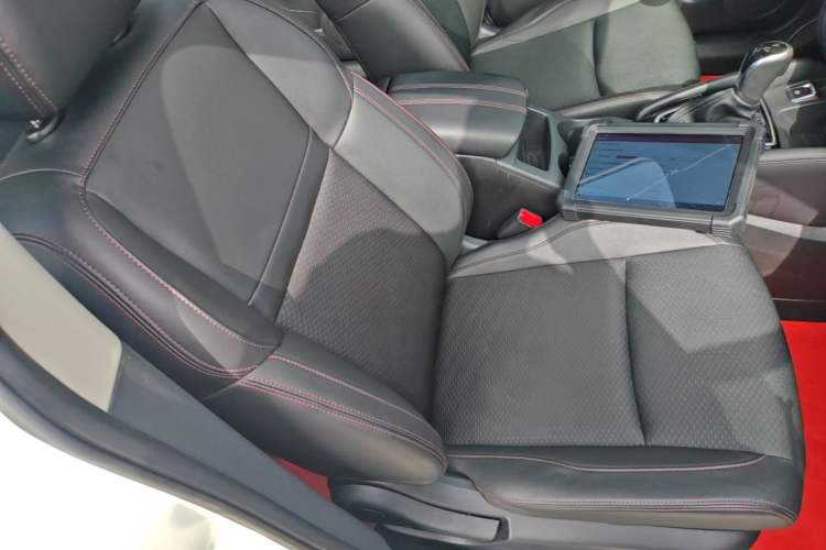 Used Nissan Qashqai 2019 2.0L CVT Luxury Edition Right Front Seat