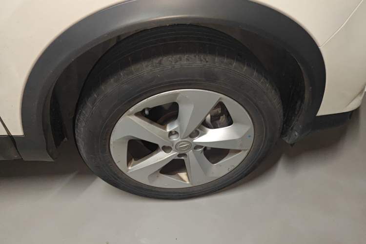 Used Nissan Qashqai 2019 2.0L CVT Smart Enjoyment Version Right Front Wheel Hub
