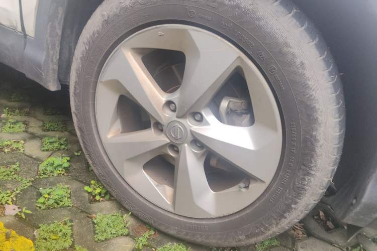 Used Nissan Qashqai 2019 2.0L CVT Smart Enjoyment Version Right Front Wheel Hub