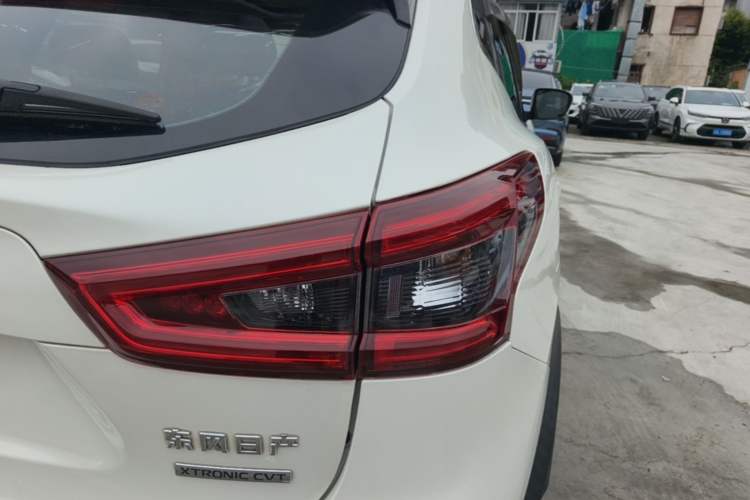 Used Nissan Qashqai 2019 2.0L CVT Luxury Edition Right Rear Taillight