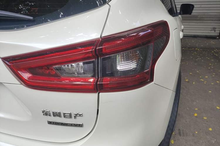 Used Nissan Qashqai 2019 2.0L CVT Luxury Edition Right Rear Taillight