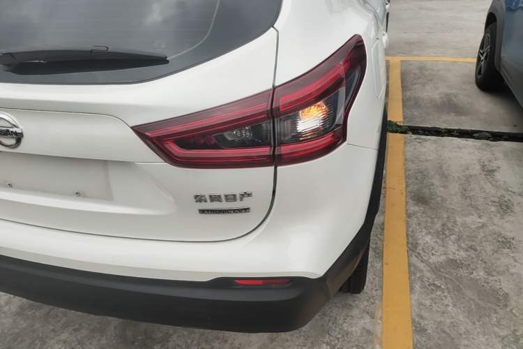 Used Nissan Qashqai 2019 2.0L CVT Luxury Edition Right Rear Taillight