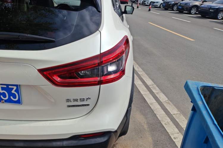 Used Nissan Qashqai 2019 2.0L CVT Luxury Edition Right Rear Taillight