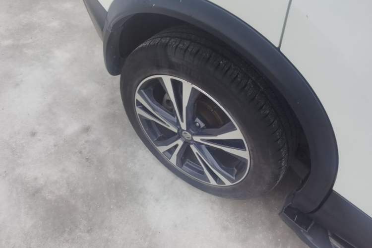 Used Nissan Qashqai 2019 2.0L CVT Luxury Edition Right Rear Wheel Hub