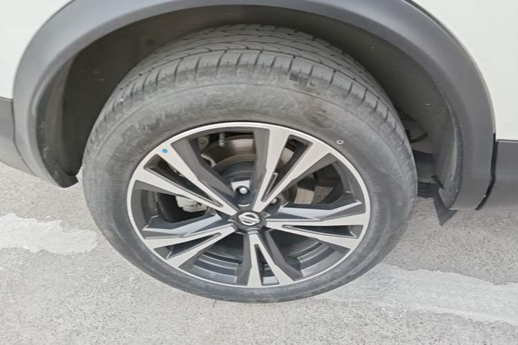 Used Nissan Qashqai 2019 2.0L CVT Luxury Edition Right Rear Wheel Hub