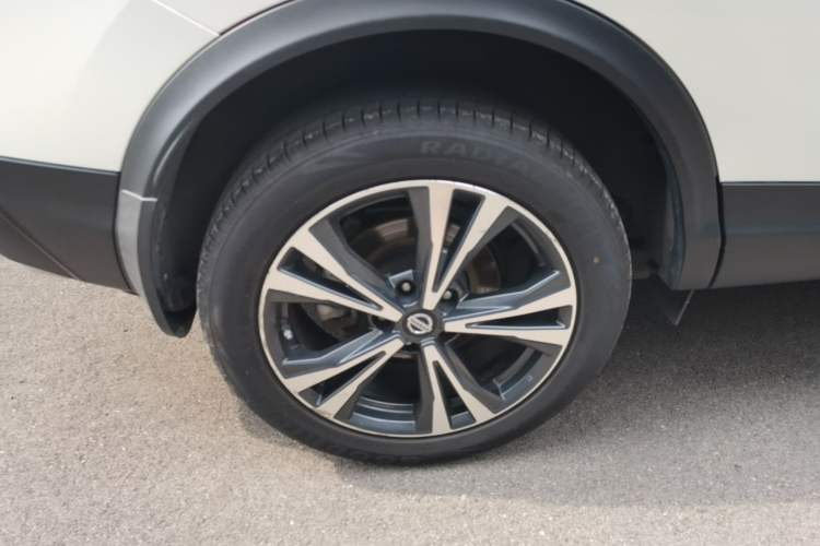 Used Nissan Qashqai 2019 2.0L CVT Luxury Edition Right Rear Wheel Hub