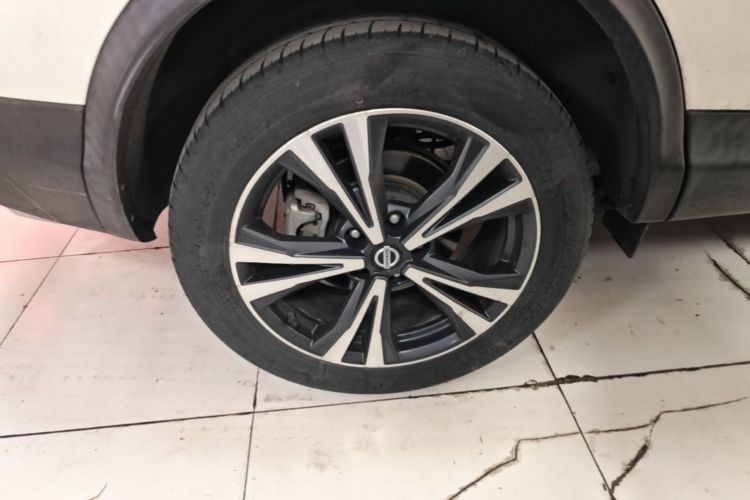 Used Nissan Qashqai 2019 2.0L CVT Luxury Edition Right Rear Wheel Hub