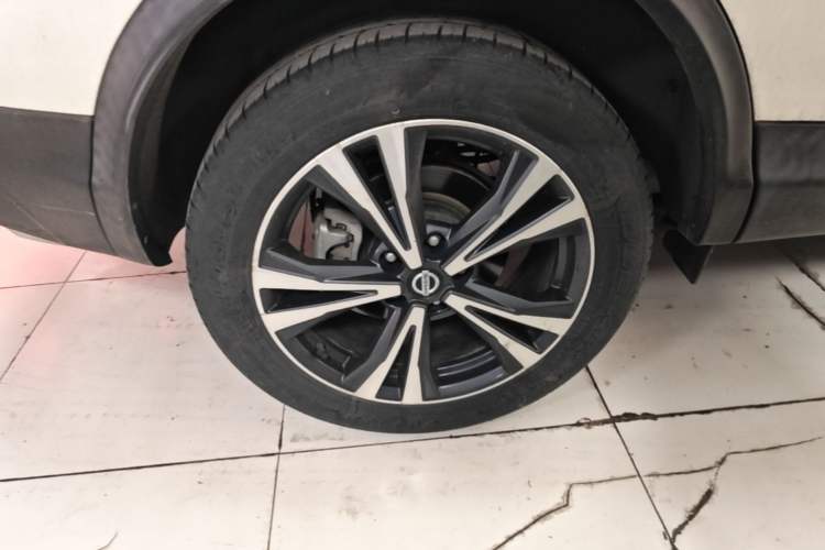 Used Nissan Qashqai 2019 2.0L CVT Luxury Edition Right Rear Wheel Hub