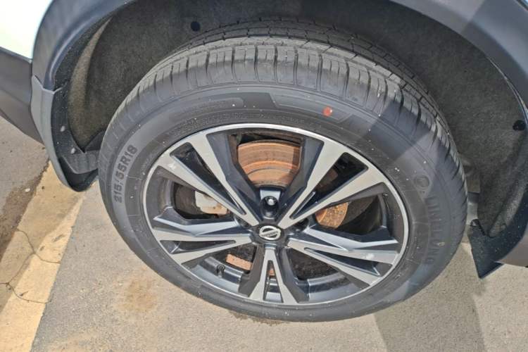 Used Nissan Qashqai 2019 2.0L CVT Luxury Edition Right Rear Wheel Hub