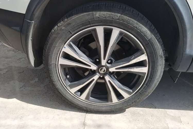 Used Nissan Qashqai 2019 2.0L CVT Luxury Edition Right Rear Wheel Hub