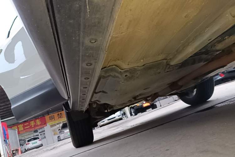 Used Nissan Qashqai 2019 2.0L CVT Luxury Edition Right Side Sill