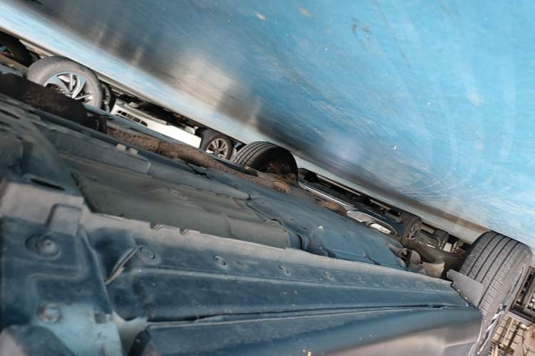 Used Nissan Qashqai 2019 2.0L CVT Luxury Edition Right Side Sill
