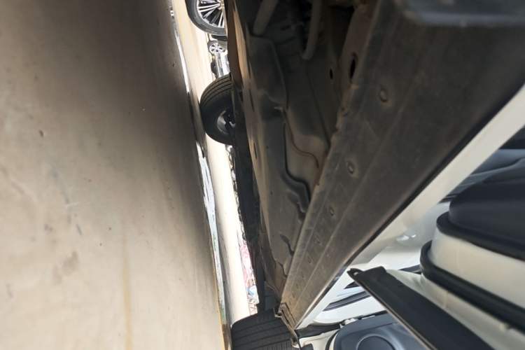 Used Nissan Qashqai 2019 2.0L CVT Luxury Edition Right Side Sill