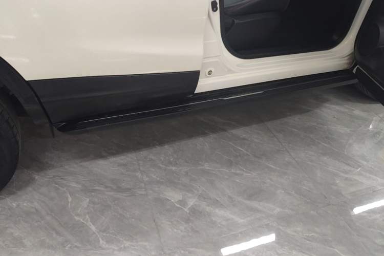 Used Nissan Qashqai 2019 2.0L CVT Smart Enjoyment Version Right Side Sill