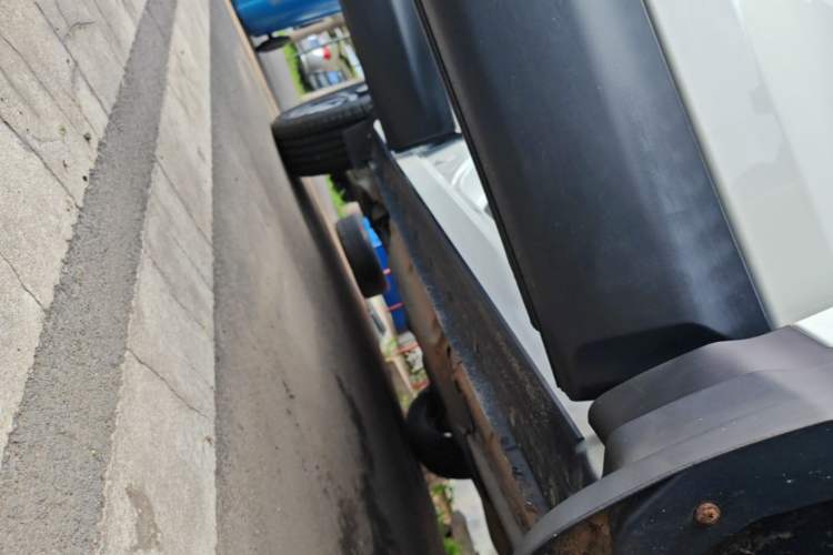 Used Nissan Qashqai 2019 2.0L CVT Luxury Edition Right Side Sill