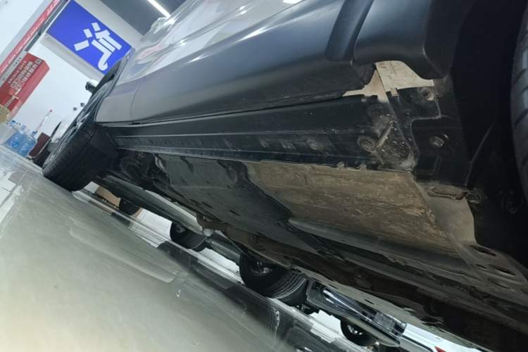 Used Nissan Qashqai 2019 2.0L CVT Luxury Edition Right Side Sill