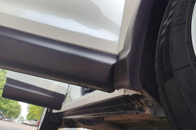 Used Nissan Qashqai 2019 2.0L CVT Smart Enjoyment Version Right Side Sill