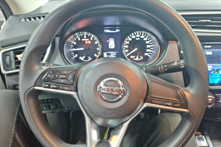 Used Nissan Qashqai 2019 2.0L CVT Smart Enjoyment Version Steering Wheel